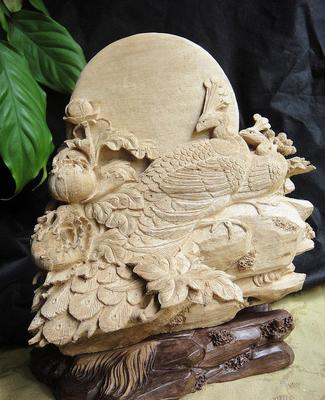 雅趣天工 解讀‘朝陽沉香木雕擺件’中的牡丹富貴吉祥